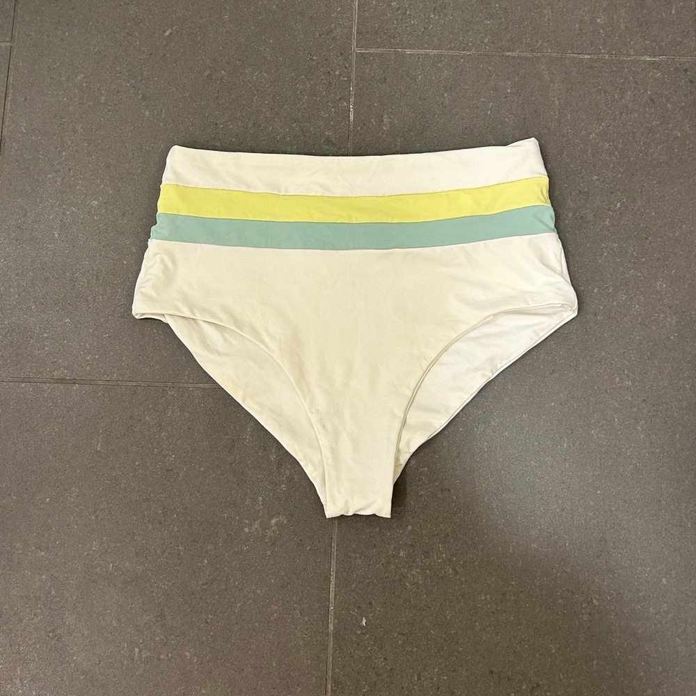 L Space swimsuit set